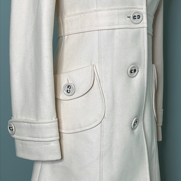 Tulle Cream Color Fully Lined Women’s Pea Coat Size Medium - Picture 8 of 13